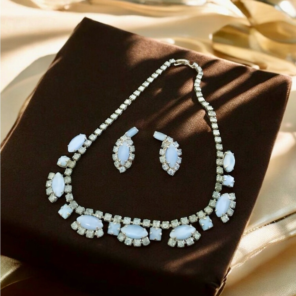 Vintage 1950s Silver Tone Blue Demi Parure‎ Set Choker Necklace & Earrings